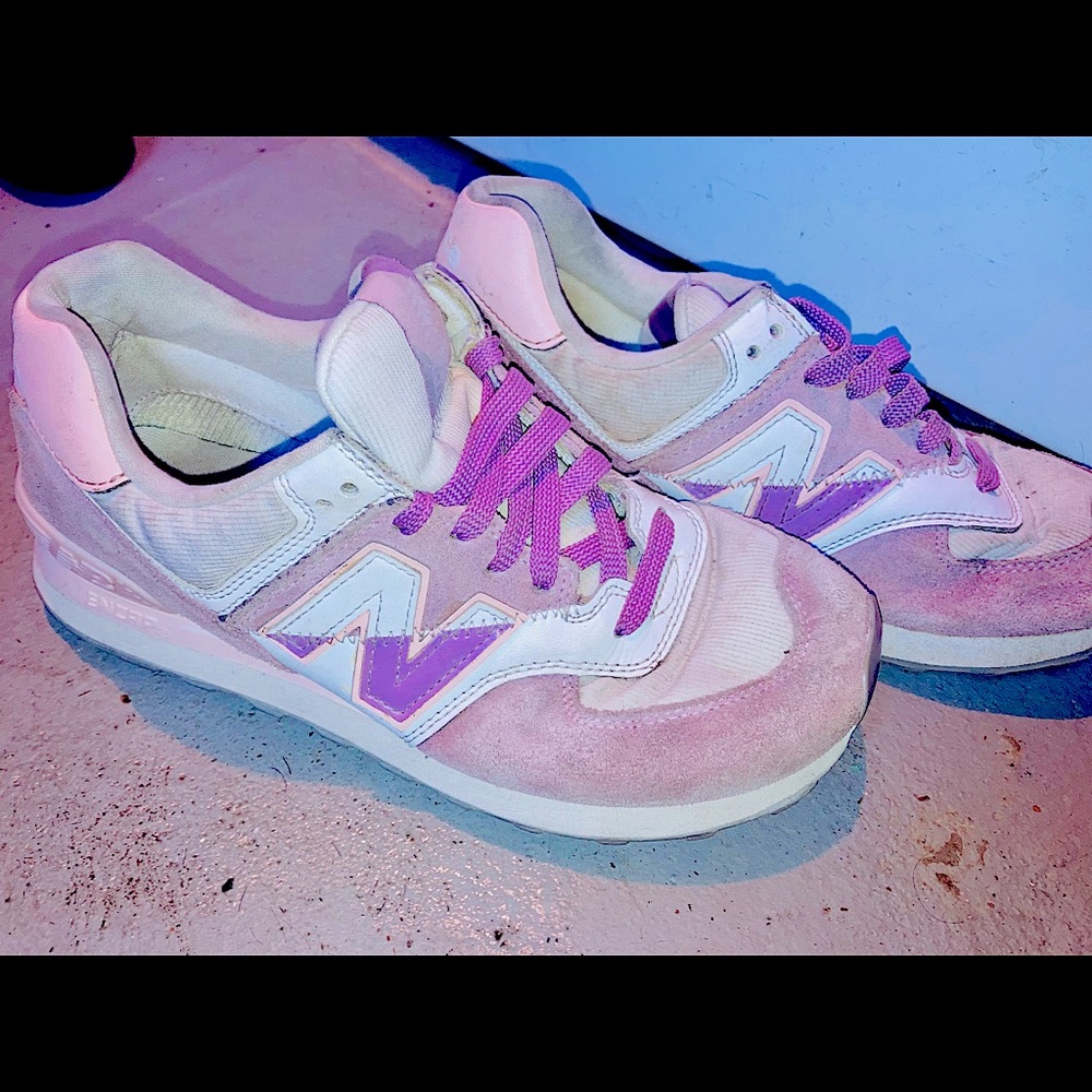New Balance Pink-Purple-Mauve Tennis Shoes